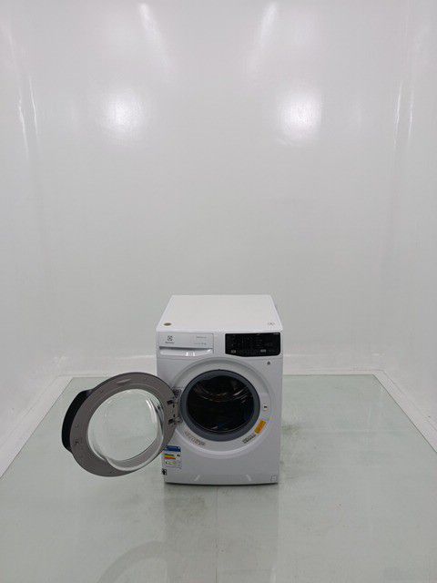 LAVADORA ELECTROLUX LFE11 - Lavadora Electrol
