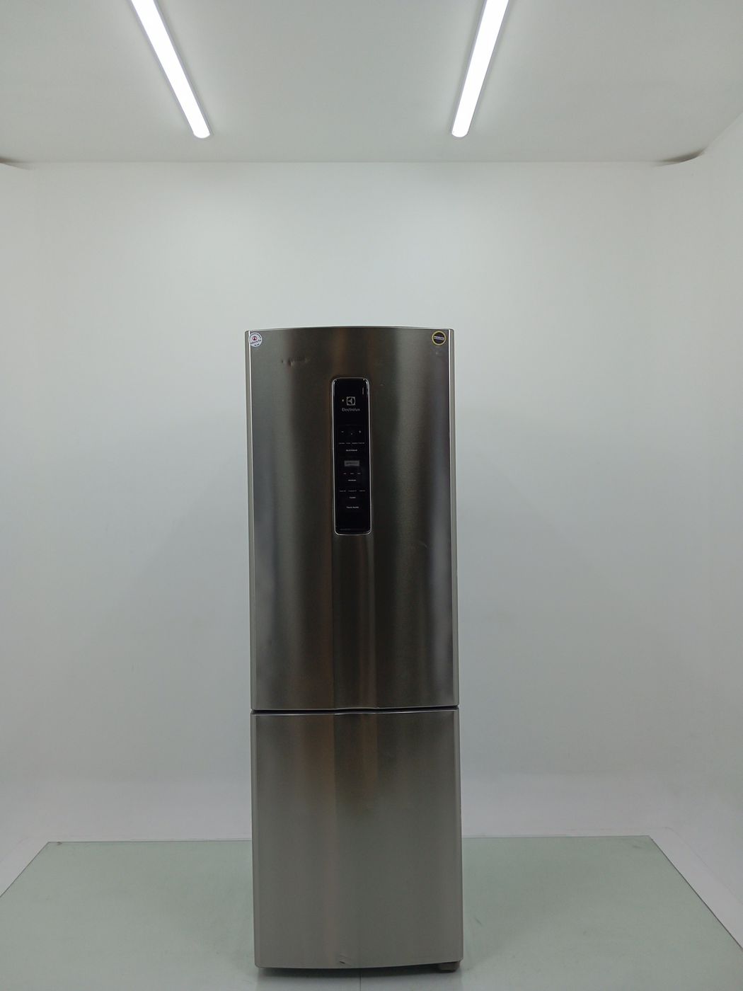 REFRIGERADOR ELECTROLUX IB45S 2 PORTAS INVERS