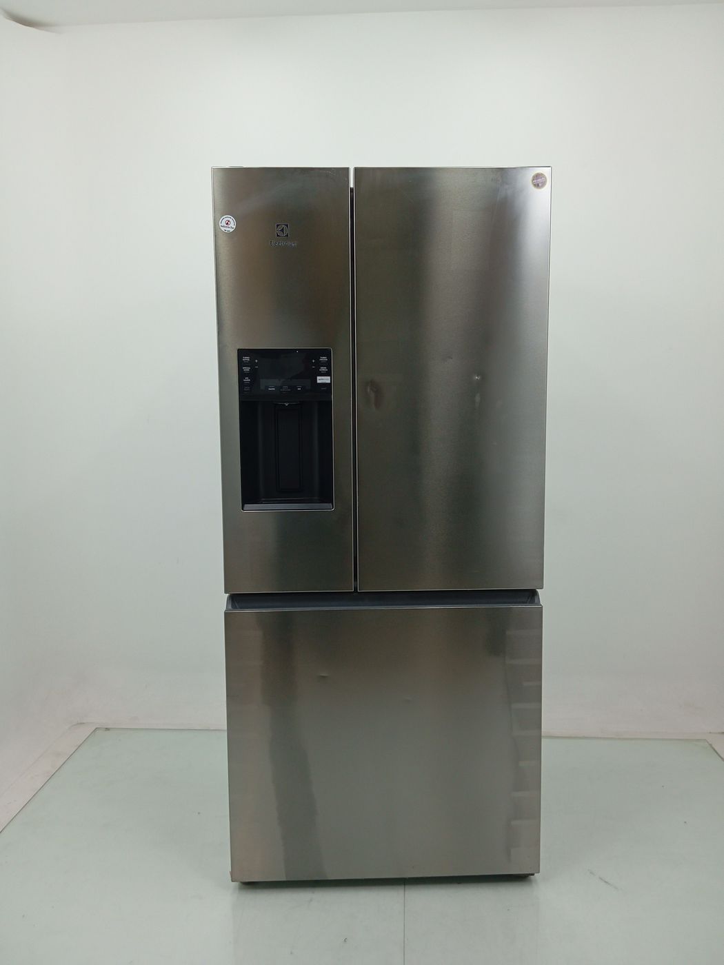 REFRIGERADOR ELECTROLUX IM8IS FROST FREE MULT