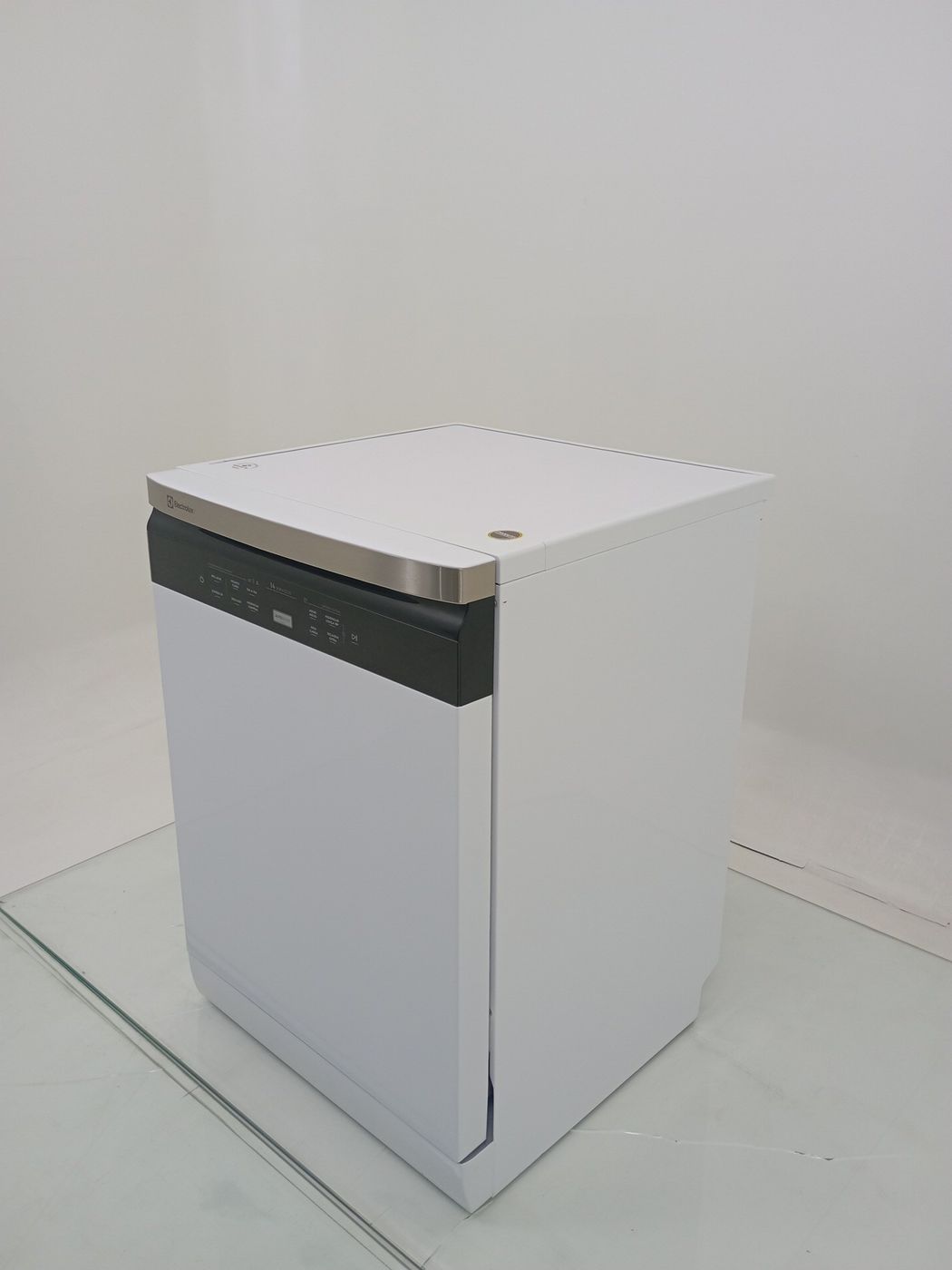 LAVA LOUCAS ELECTROLUX LL14B - Lava Louça Ele