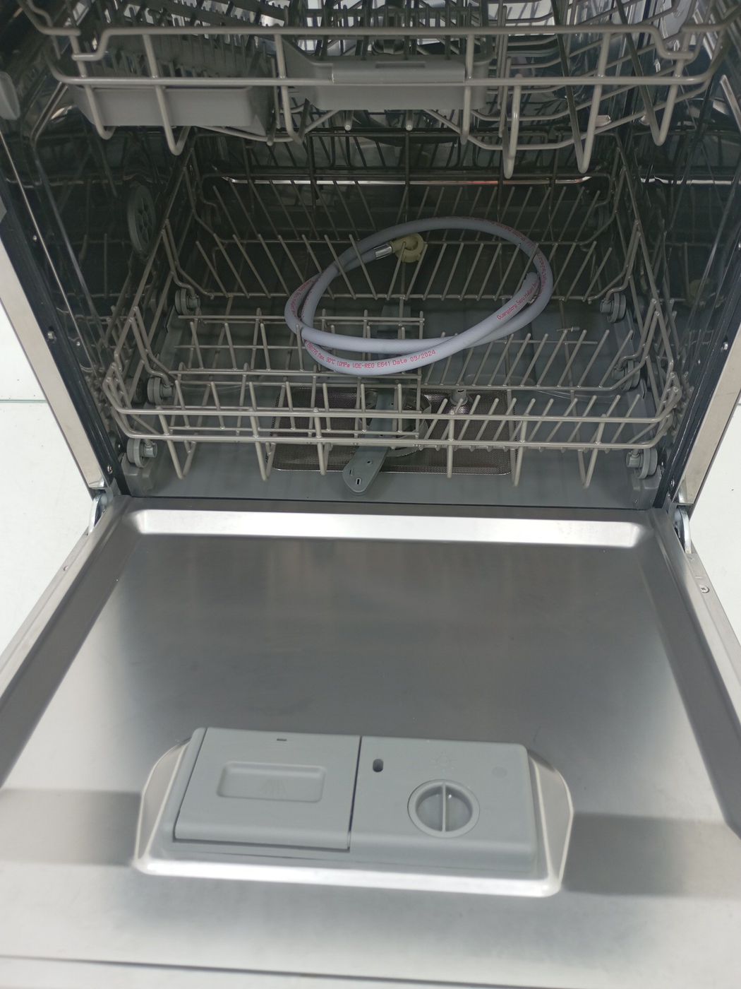 LAVA LOUCAS ELECTROLUX LL08S - Lava Louça Ele