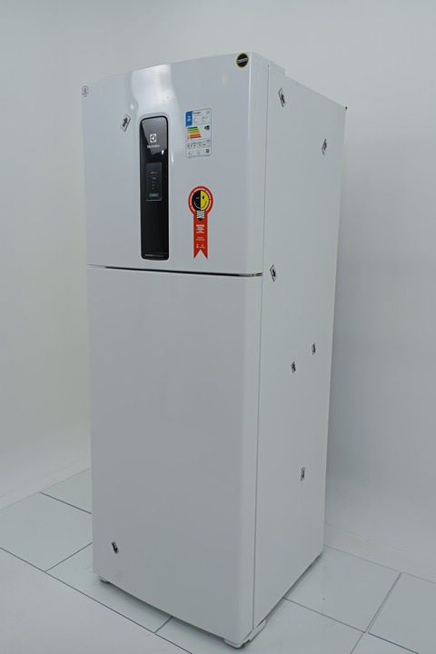 REFRIGERADOR ELECTROLUX FROST FREE INVERTER 4
