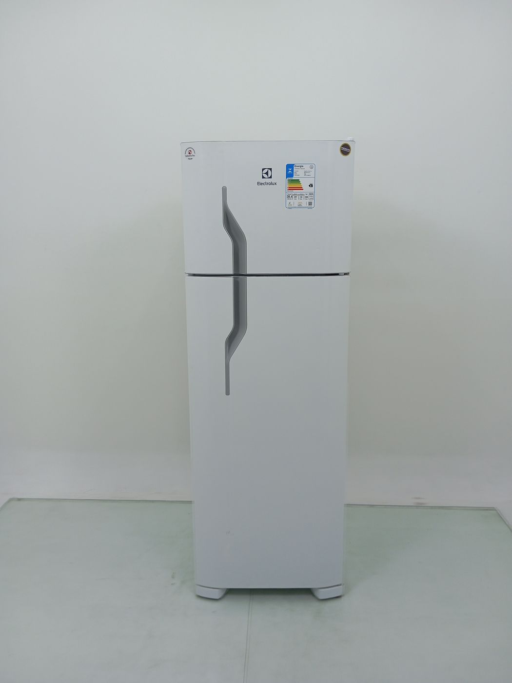 REFRIGERADOR ELECTROLUX DC35A   DUAS PORTAS C