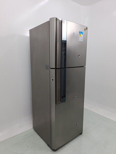 GELADEIRA ELECTROLUX DF56S FROST FREE INVERTE