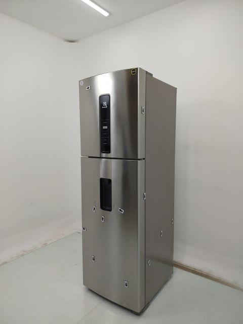 REFRIGERADOR ELECTROLUX IW45S FROST FREE INVE