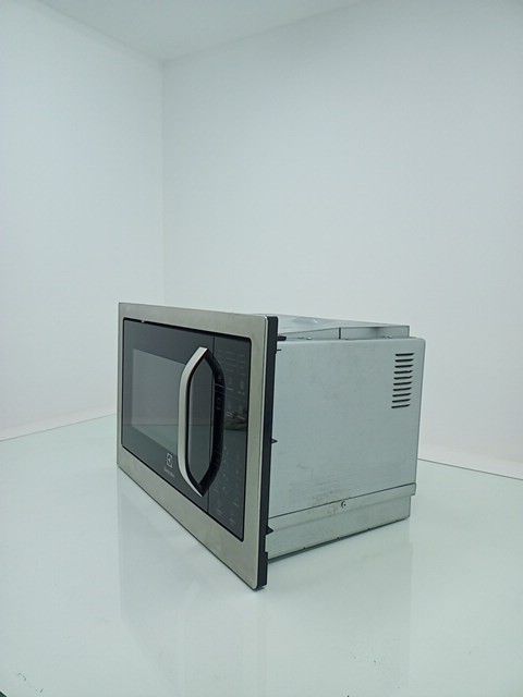 MICRO-ONDAS ELECTROLUX MB38P MICROONDAS 31L -
