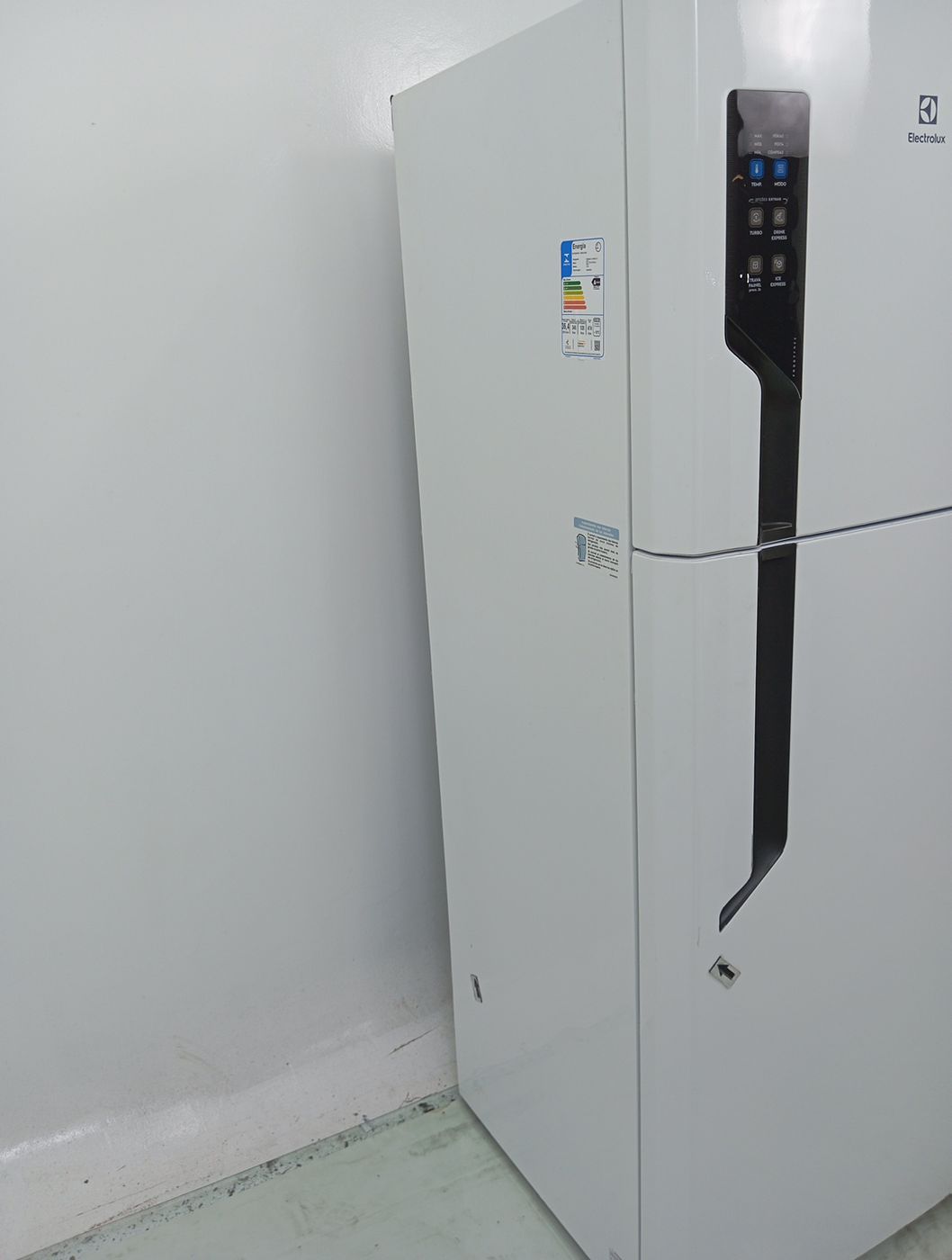 GELADEIRA ELECTROLUX IT56 FROST FREE INVERTER