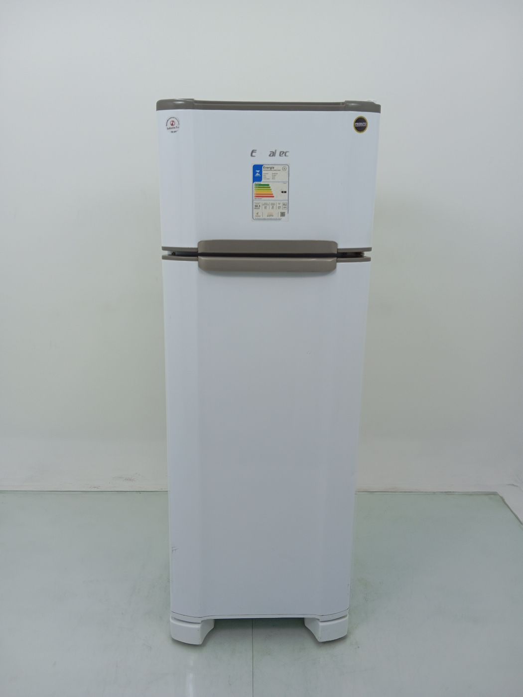 REFRIGERADOR ESMALTEC 276 LITROS RCD34 CYCLE 