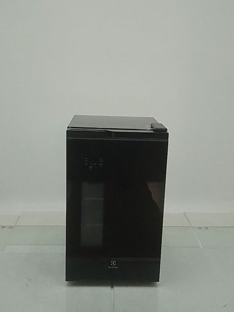 CERVEJEIRA ELECTROLUX EB10C HOME BAR FROST FR