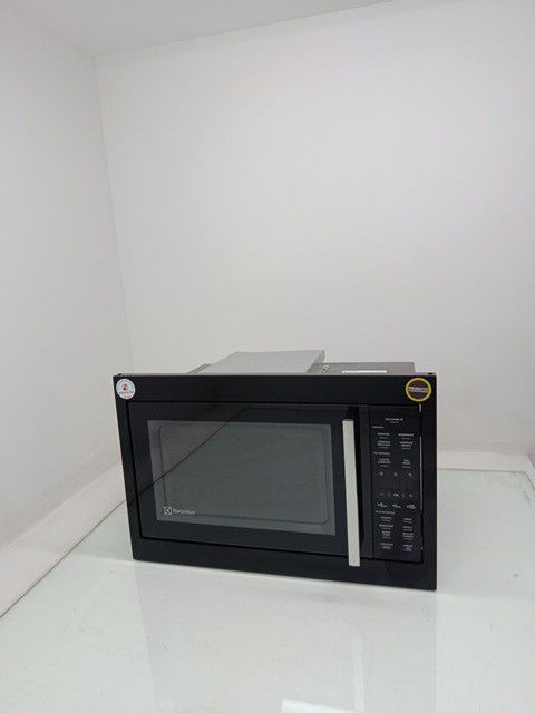 MICRO-ONDAS ELECTROLUX ME3BP - Micro-Ondas El