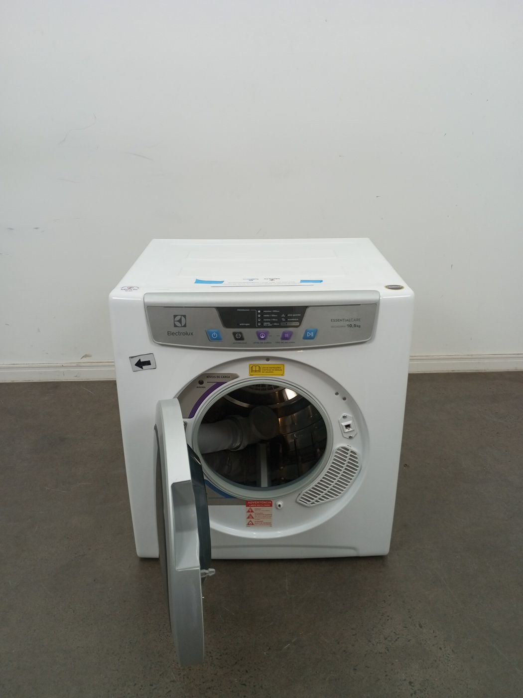SECADORA ELECTROLUX SVP11 DE PAREDE E PISO 10
