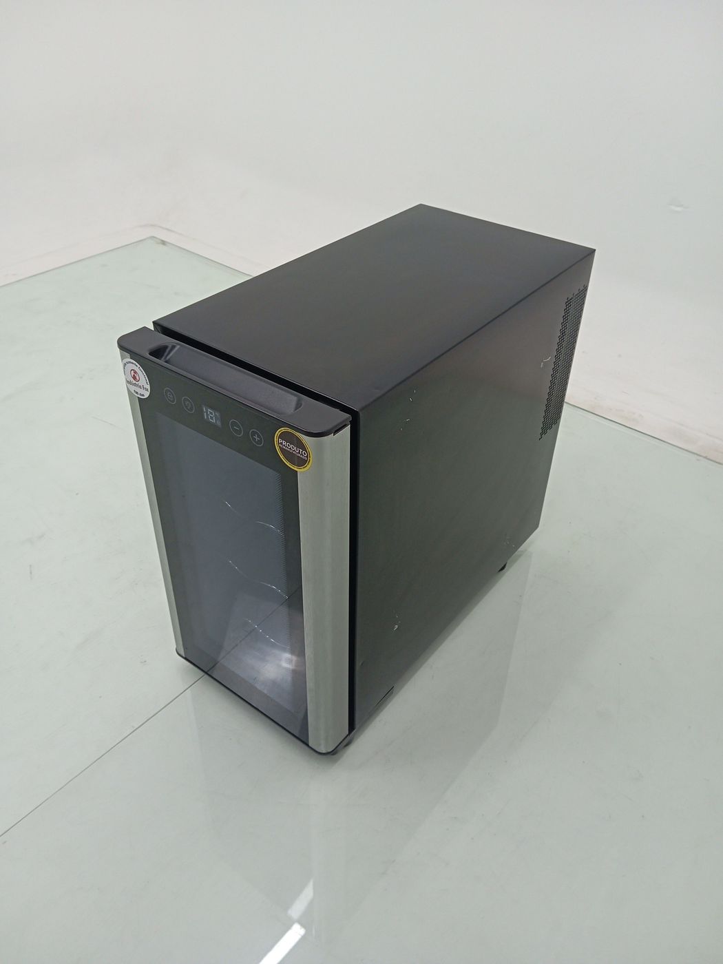 ADEGA ELECTROLUX 8 GARRAFAS 1 PORTA ACB08  - 