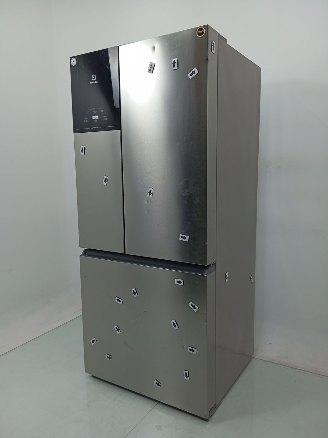 REFRIGERADOR ELECTROLUX IM8S FROST FREE INVER