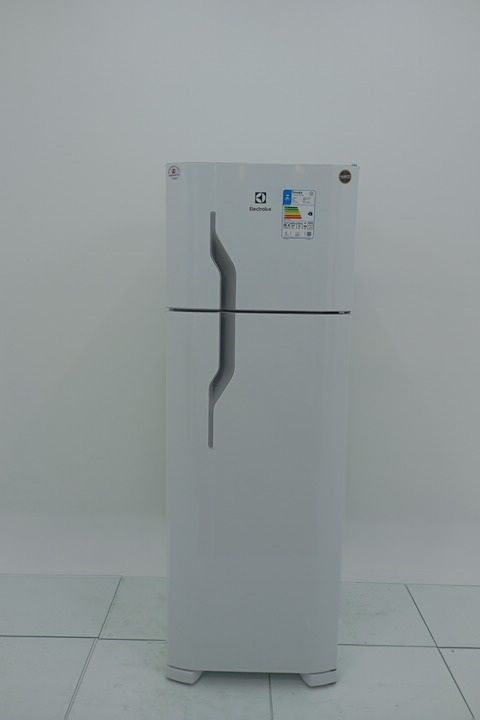 REFRIGERADOR ELECTROLUX DC35A   DUAS PORTAS C