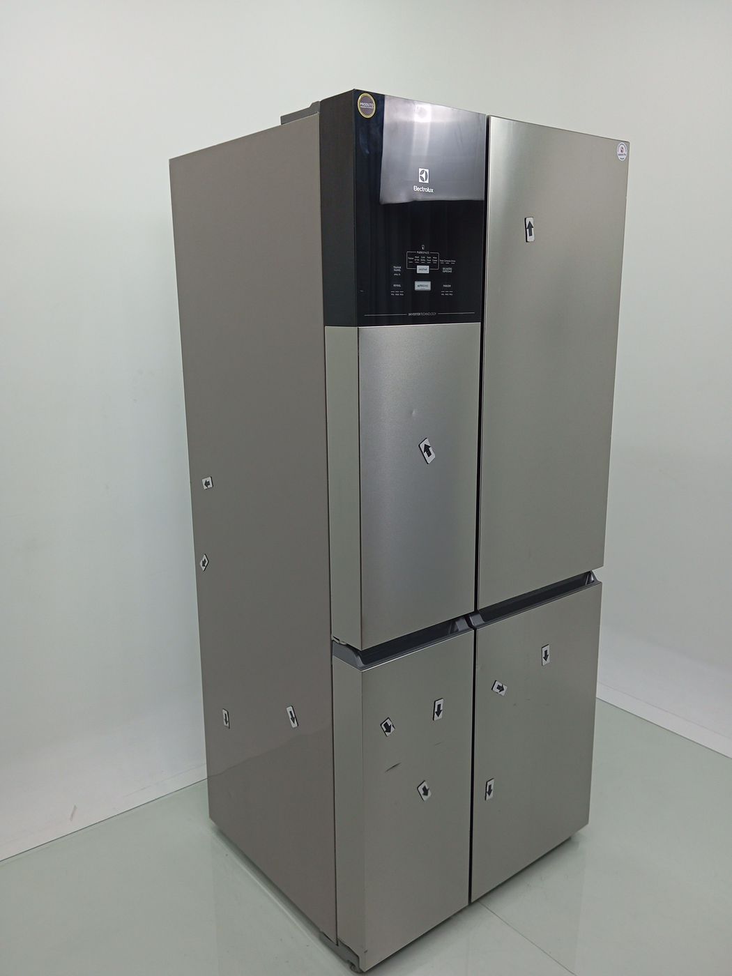 REFRIGERADOR ELECTROLUX IQ8S FROST FREE MULTI