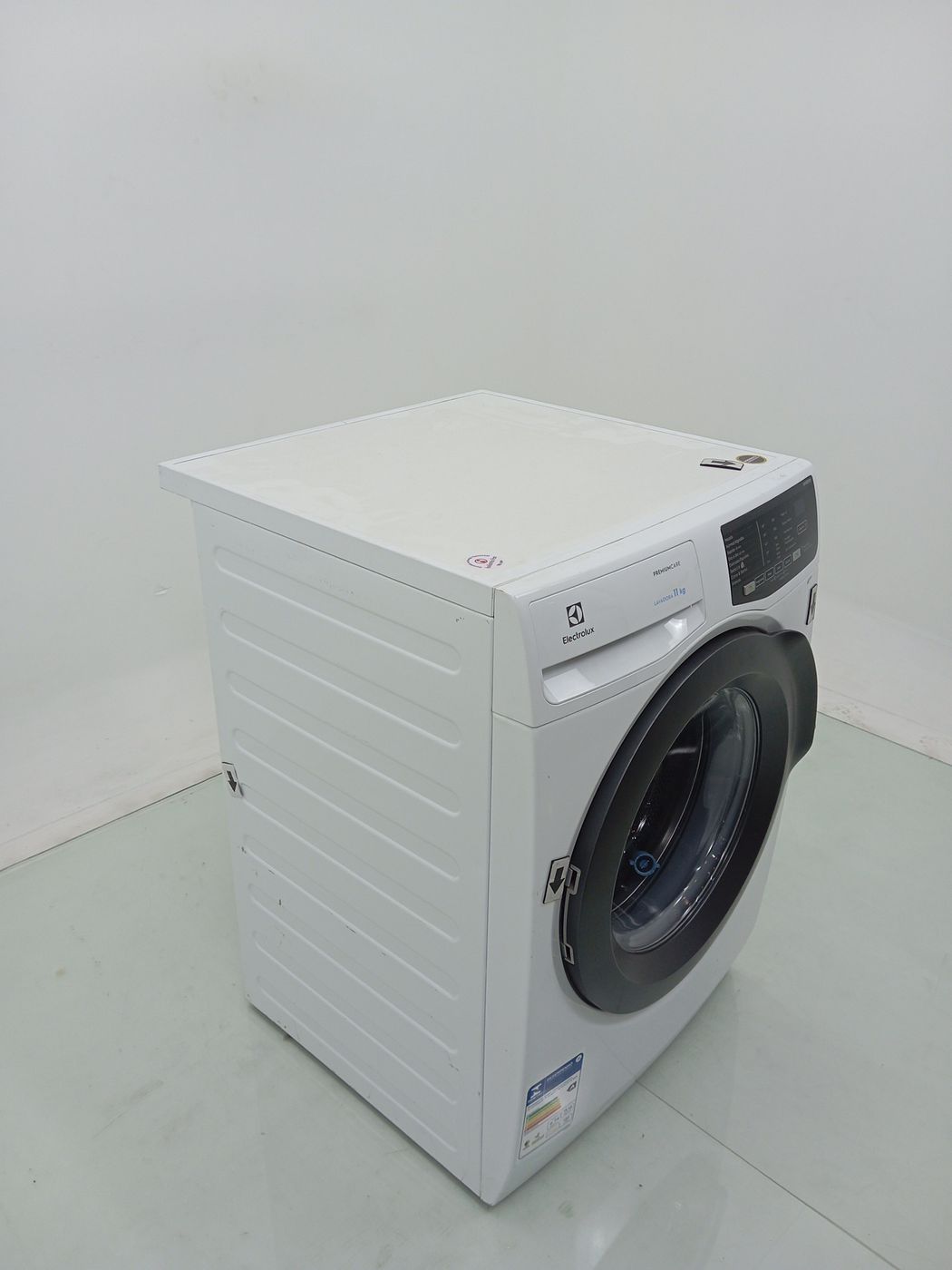 LAVADORA ELECTROLUX FRONT LOAD LFE11 11KG INV