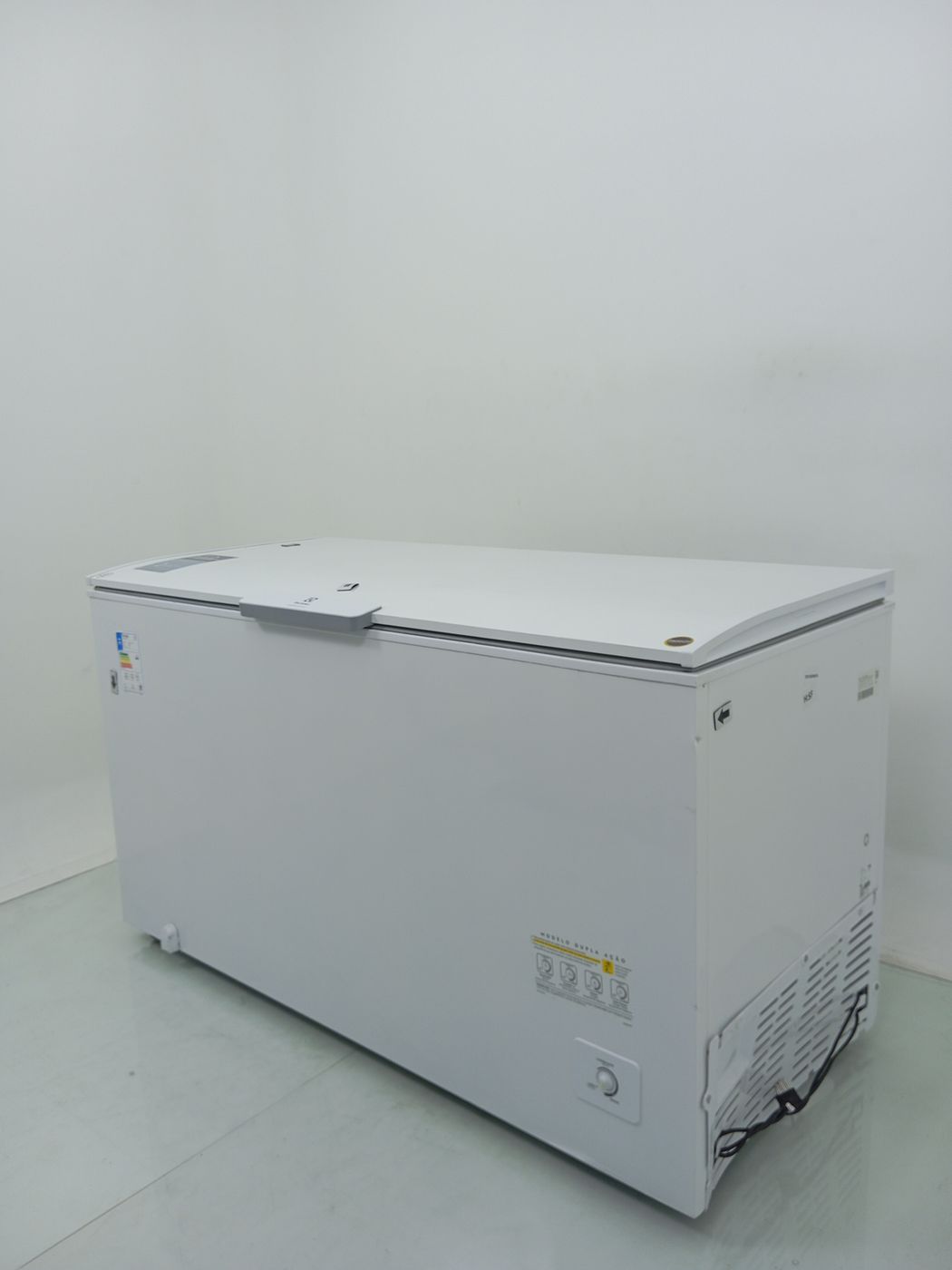 FREEZER ELECTROLUX  HORIZONTAL CYCLE DEFROST 