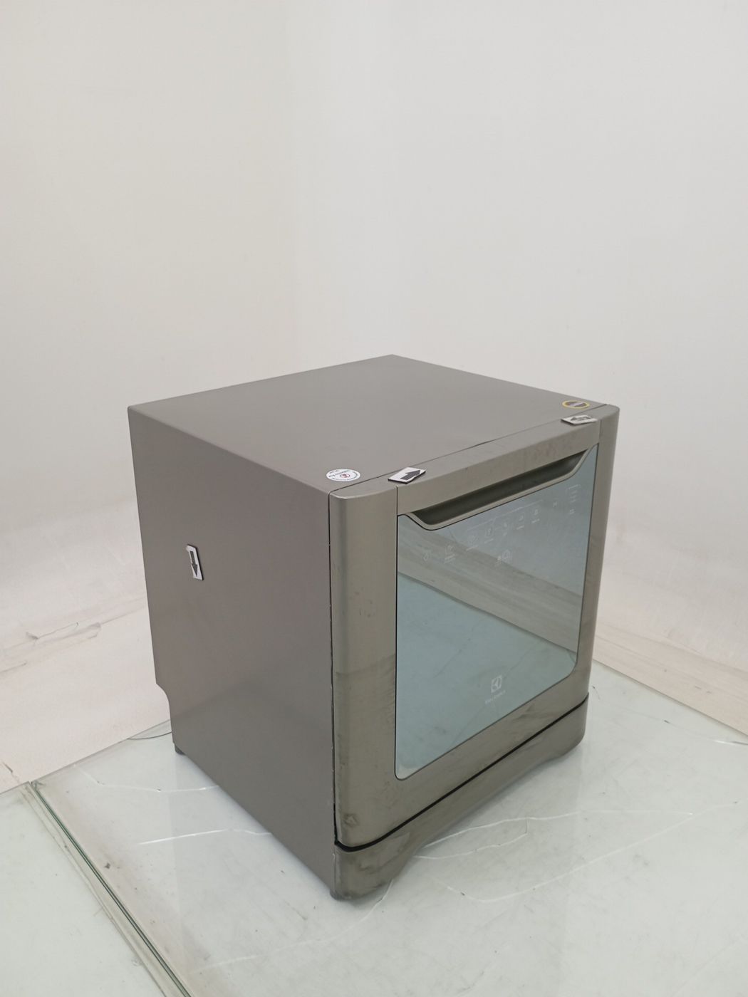 LAVA LOUCAS ELECTROLUX LE08S - Lava Louça Ele