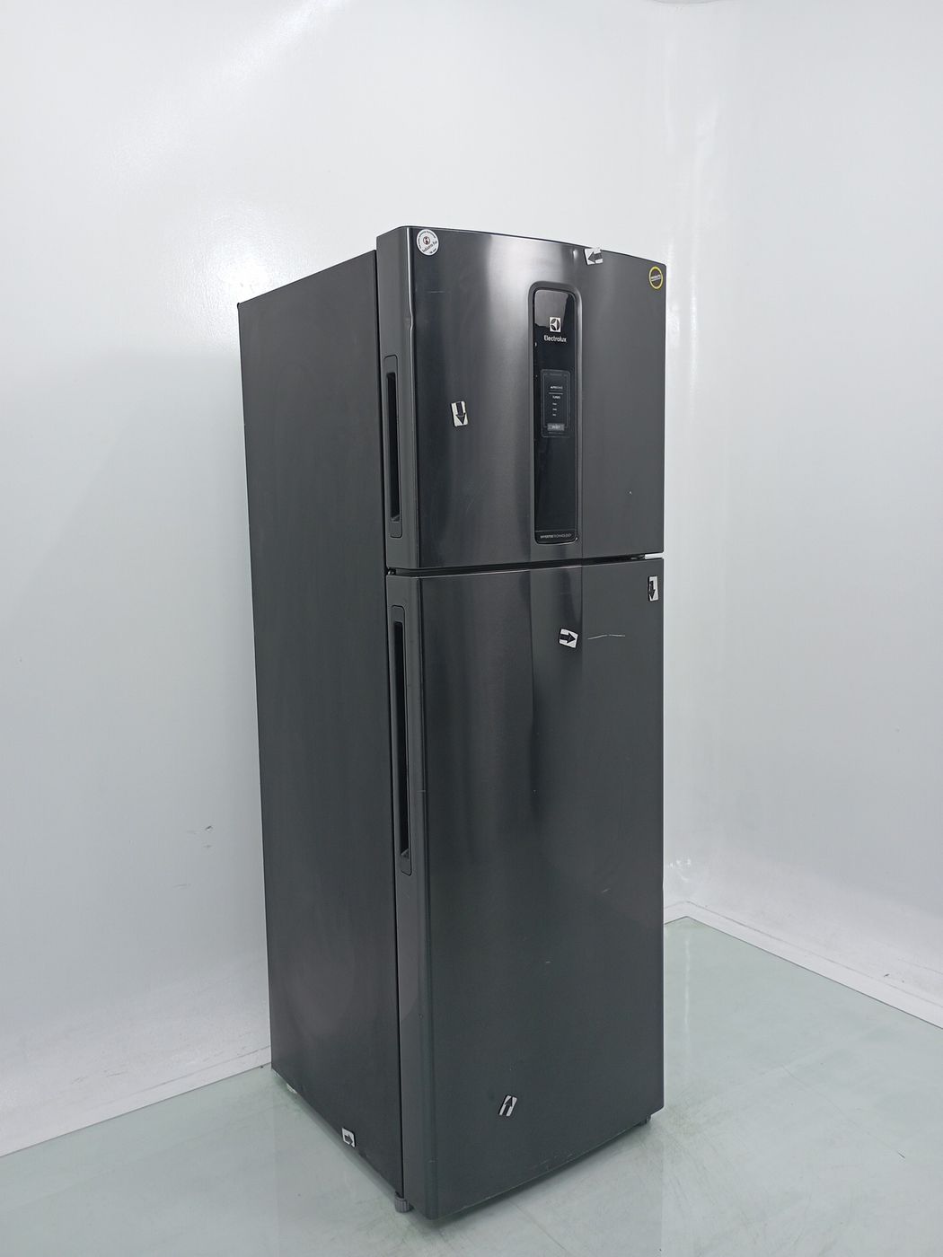 GELADEIRA ELECTROLUX IF43B FROST FREE INVERTE
