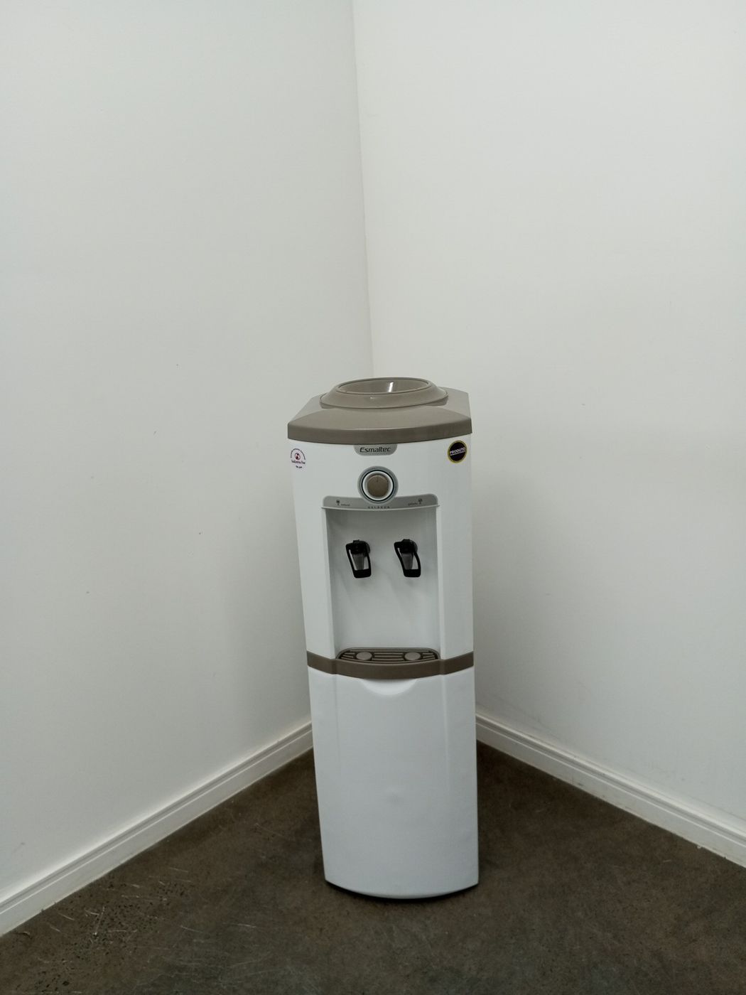BEBEDOURO ESMALTEC DE COLUNA GARRAFAO ECG35B 