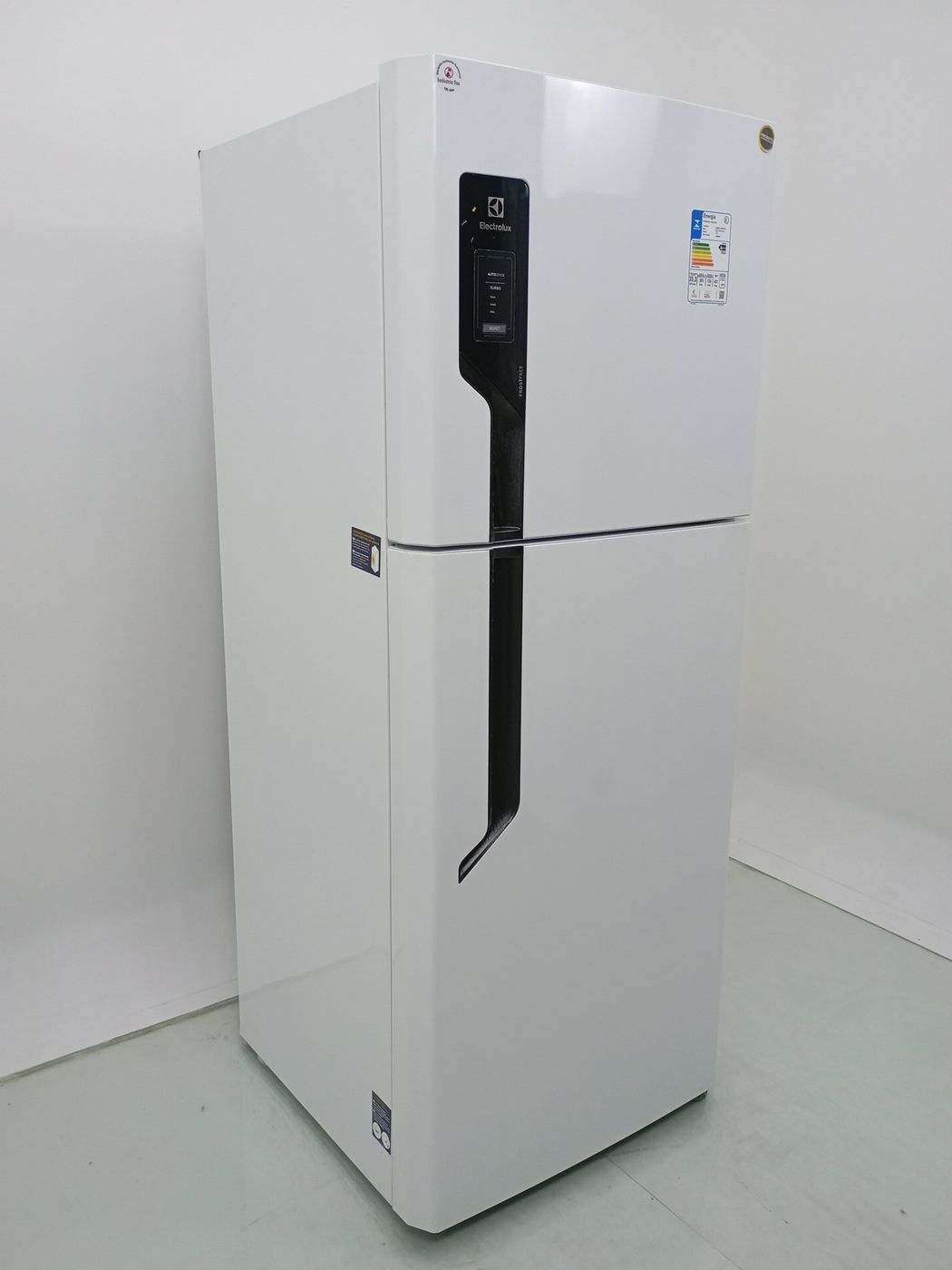REFRIGERADOR ELECTROLUX TF70 FROST FREE 431L 