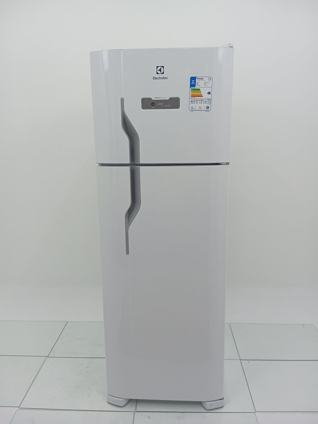 REFRIGERADOR ELECTROLUX TF39-   FROST FREE 31