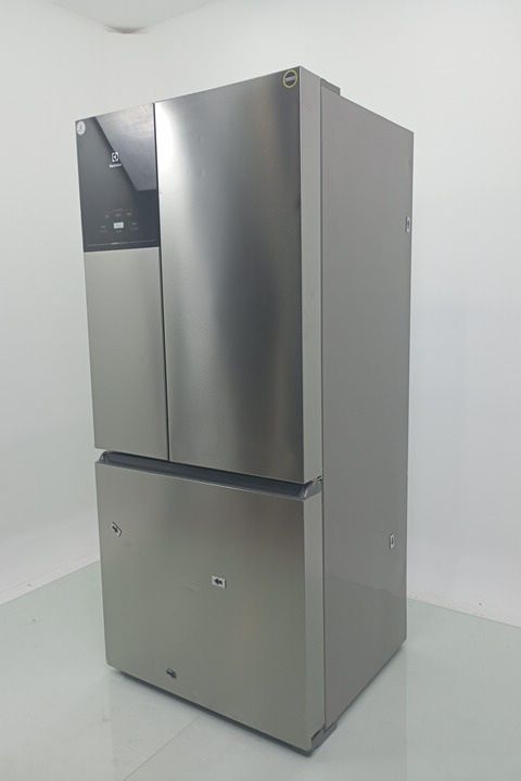 REFRIGERADOR ELECTROLUX IM8S FROST FREE INVER