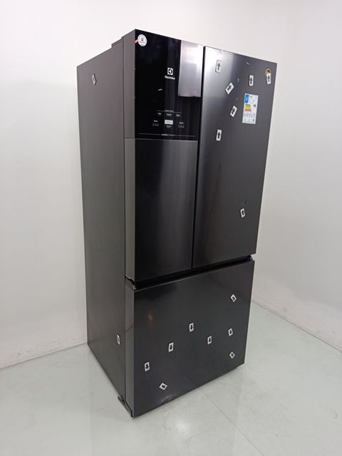 REFRIGERADOR ELECTROLUX IM8B FROST FREE INVER