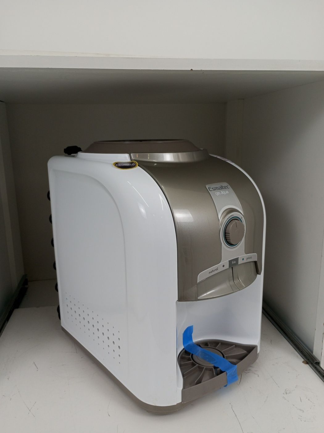 BEBEDOURO ESMALTEC DE MESA REFRIGERADO EGM30 