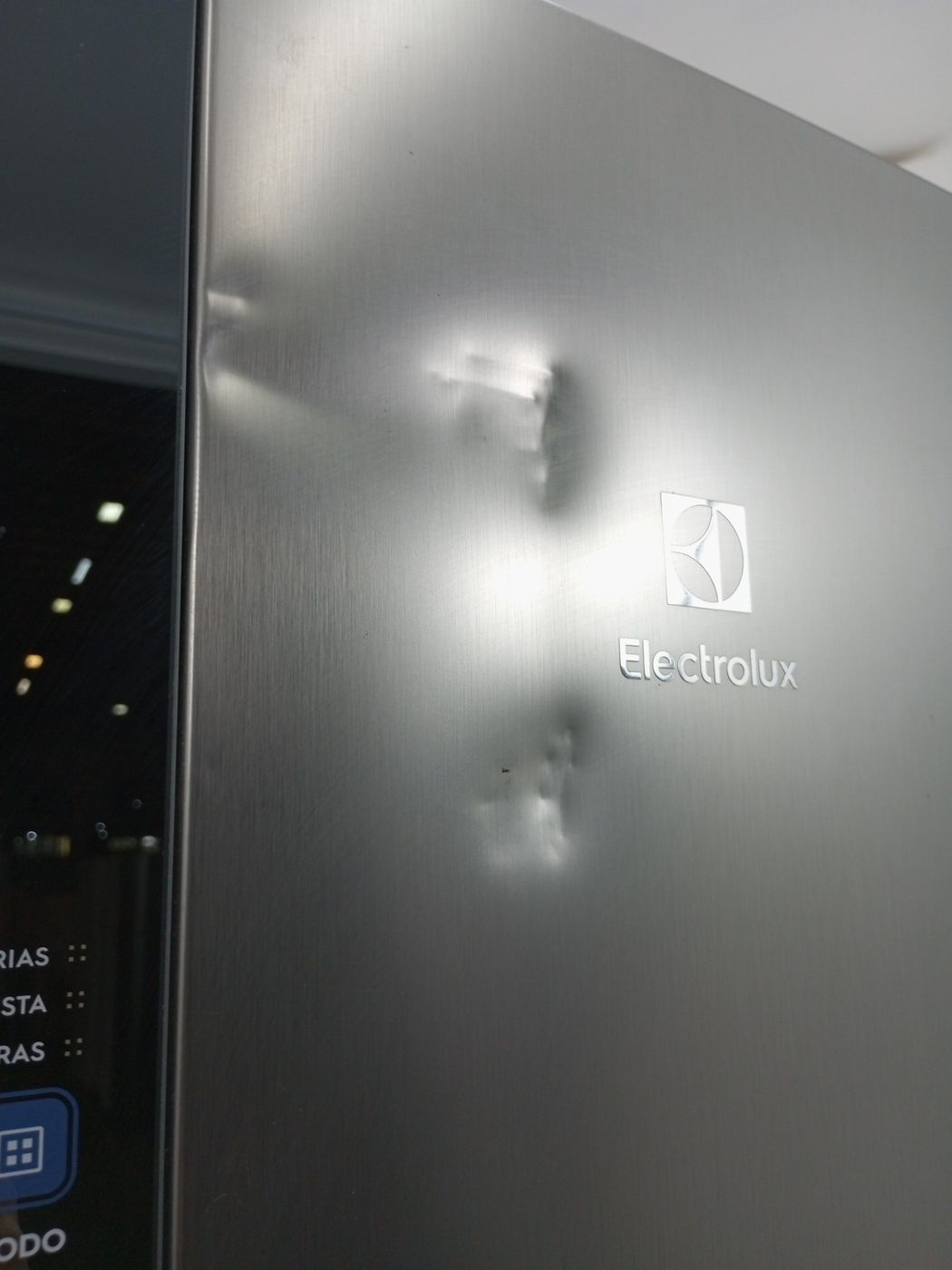 REFRIGERADOR ELECTROLUX DF56S  DUAS PORTAS FR