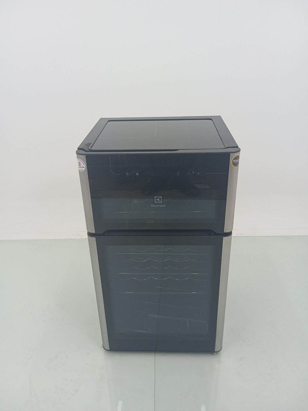 ADEGA ELECTROLUX VINHOS 2 PORTAS ACD29 29 GAR