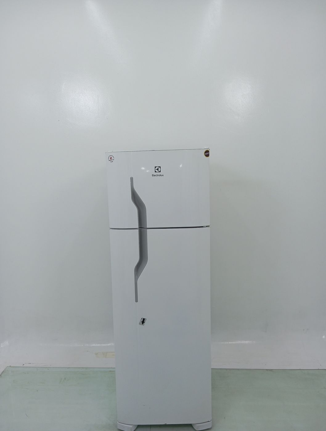 GELADEIRA ELECTROLUX DC35A CYCLE DEFROST 260L