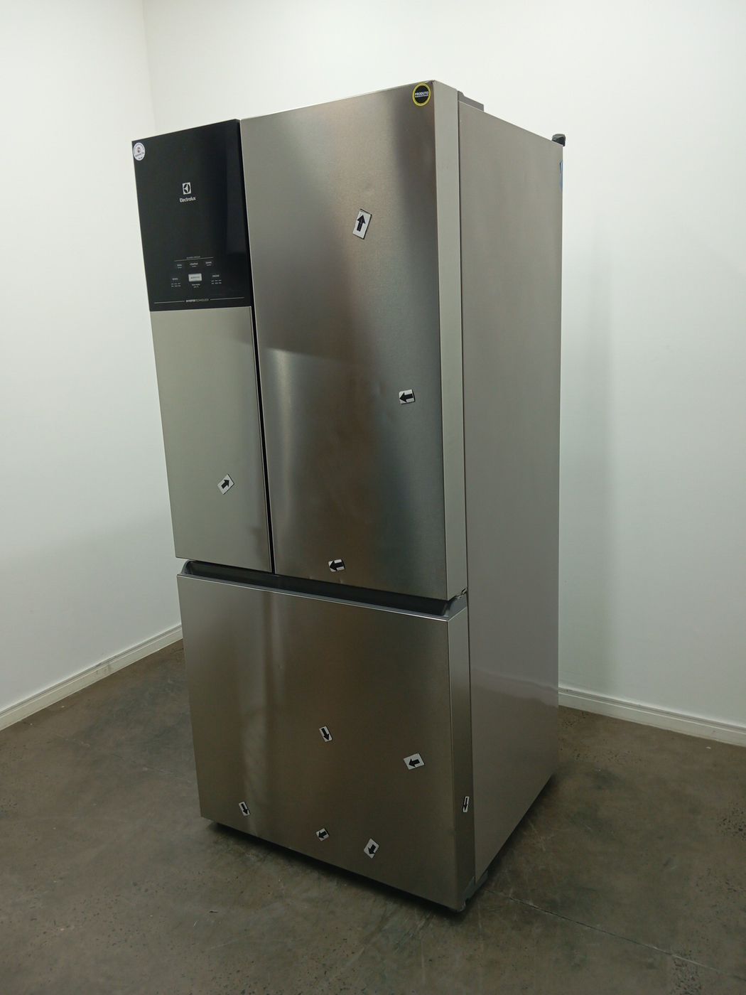 REFRIGERADOR ELECTROLUX IM8S FROST FREE INVER