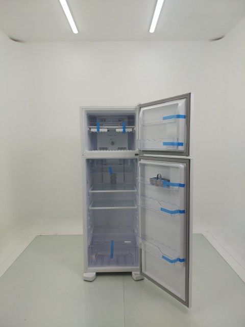 REFRIGERADOR ELECTROLUX TF39-   FROST FREE 31