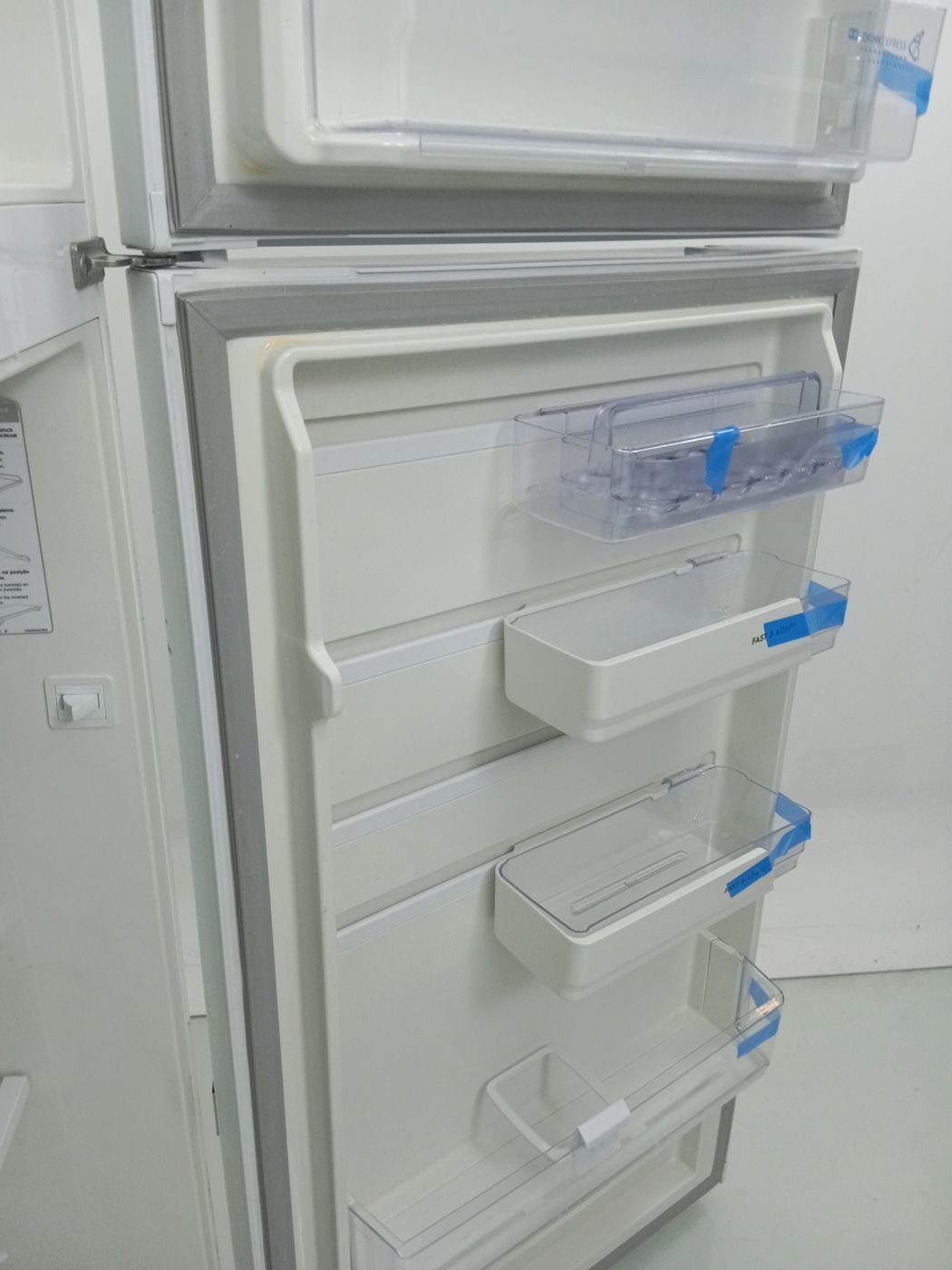 REFRIGERADOR ELECTROLUX DF56 FROST FREE 474 D