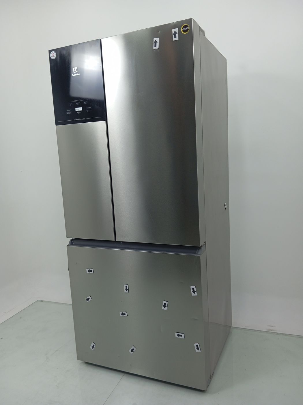 REFRIGERADOR ELECTROLUX IM8S FROST FREE INVER
