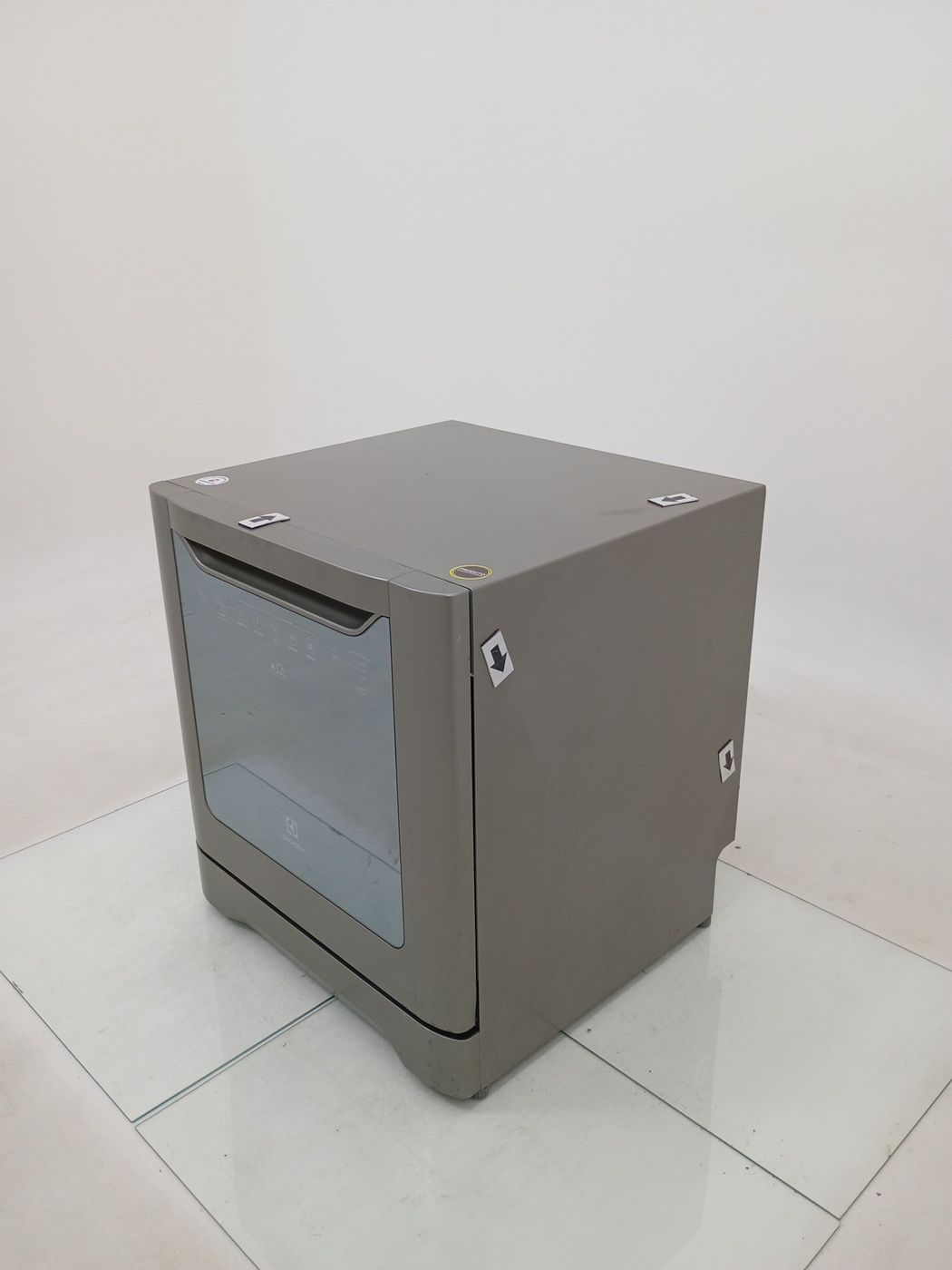 LAVA LOUCAS ELECTROLUX LE08S - Lava Louça Ele