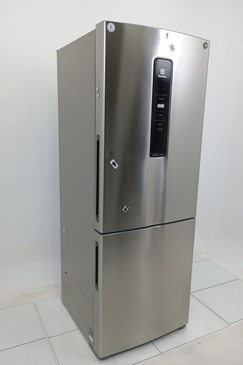 REFRIGERADOR ELECTROLUX IB7S FROST FREE INVER