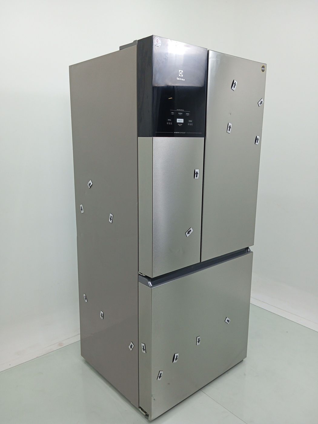 REFRIGERADOR ELECTROLUX IM8S FROST FREE INVER