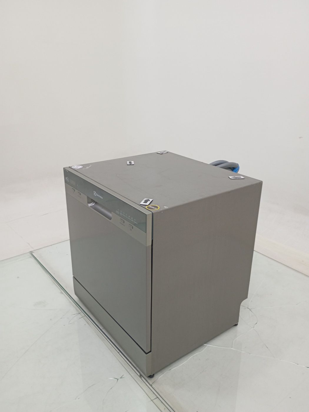 LAVA LOUCAS ELECTROLUX LE08S - Lava Louça Ele