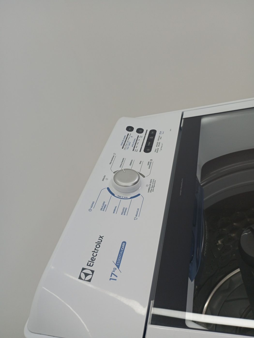 LAVADORA ELECTROLUX LED17 ROUPAS TOP LOAD 17K