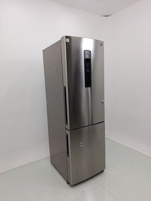 REFRIGERADOR ELECTROLUX DB44S 2 PORTAS FROST 
