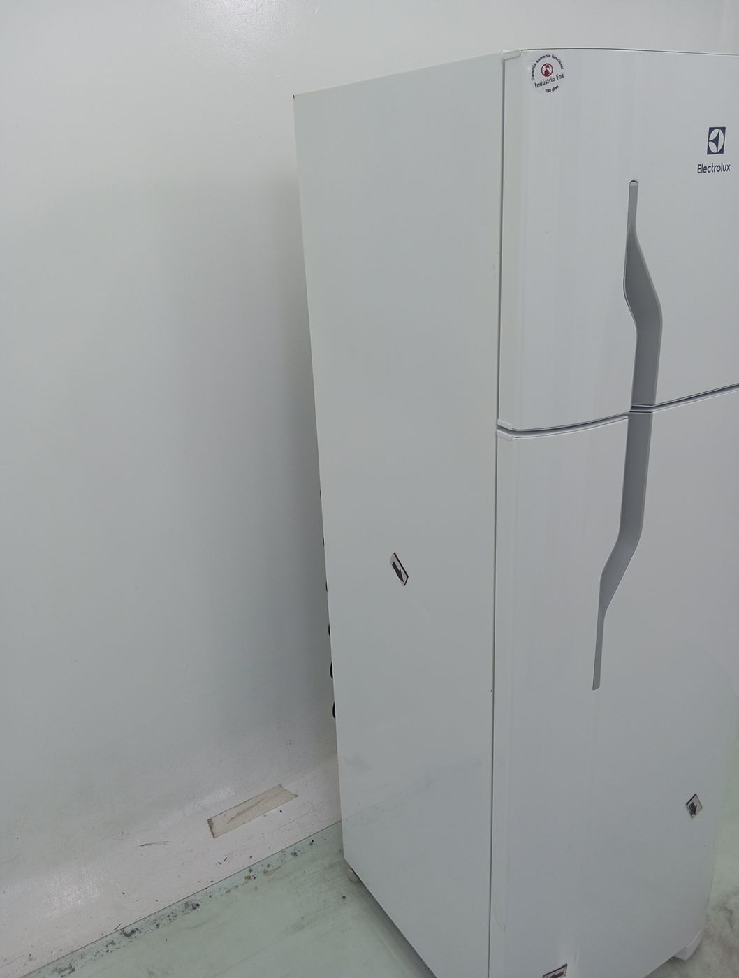 GELADEIRA ELECTROLUX DC35A CYCLE DEFROST 260L