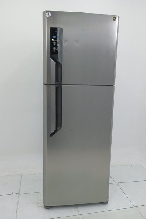 REFRIGERADOR ELECTROLUX IT56S DUAS PORTAS FRO