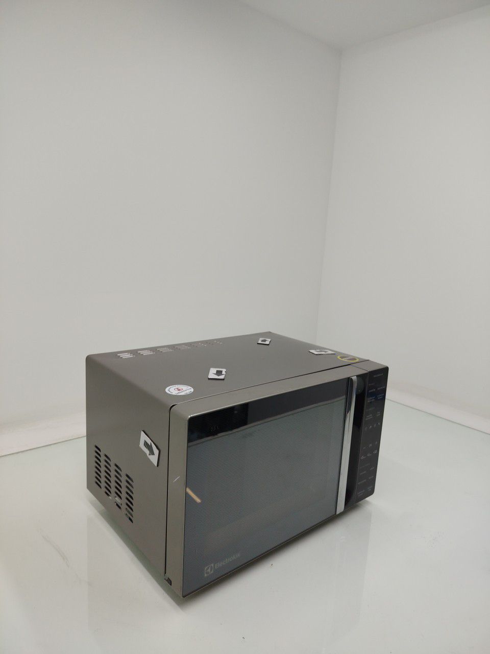 MICRO-ONDAS ELECTROLUX ME23S 23L EFFICIENT - 