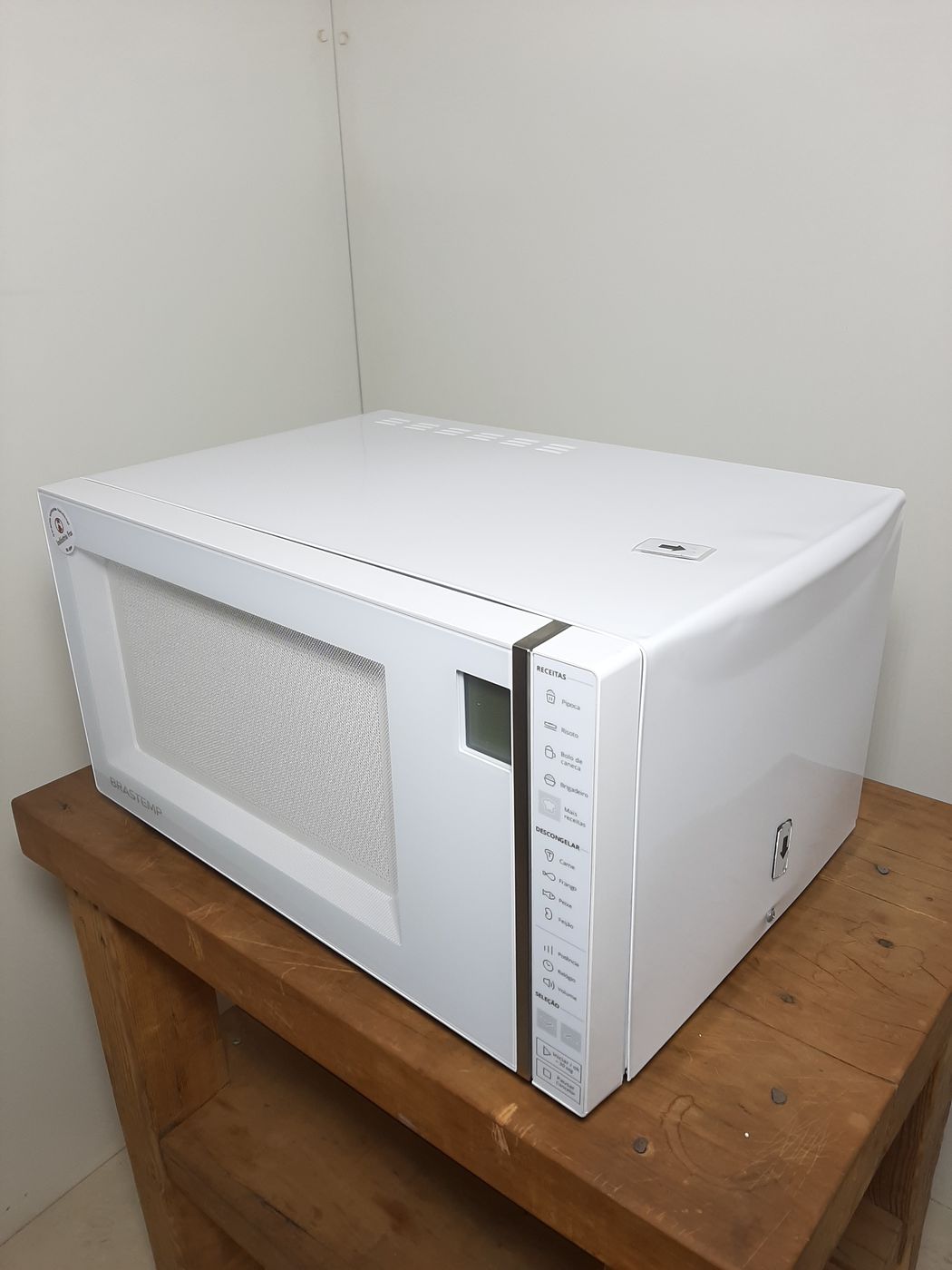 MICRO-ONDAS BRASTEMP 45 L - BRANCO
