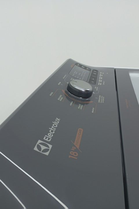 LAVADORA ELECTROLUX TOP LOAD LEI18 18KG BRANC