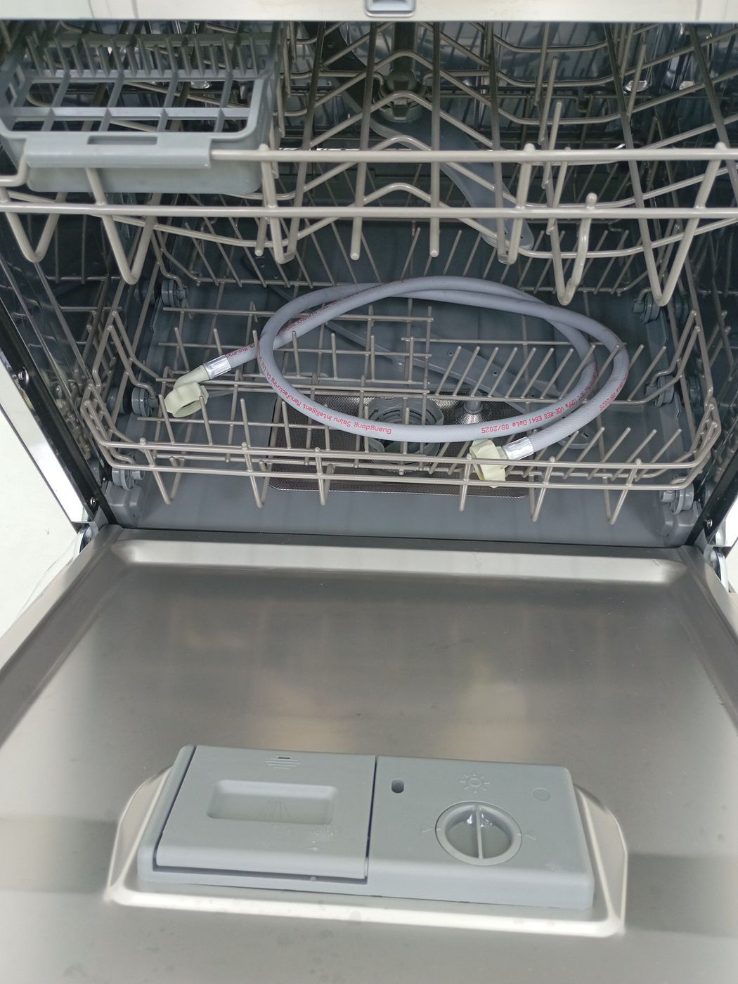 LAVA LOUCAS ELECTROLUX LL08S - Lava Louça Ele
