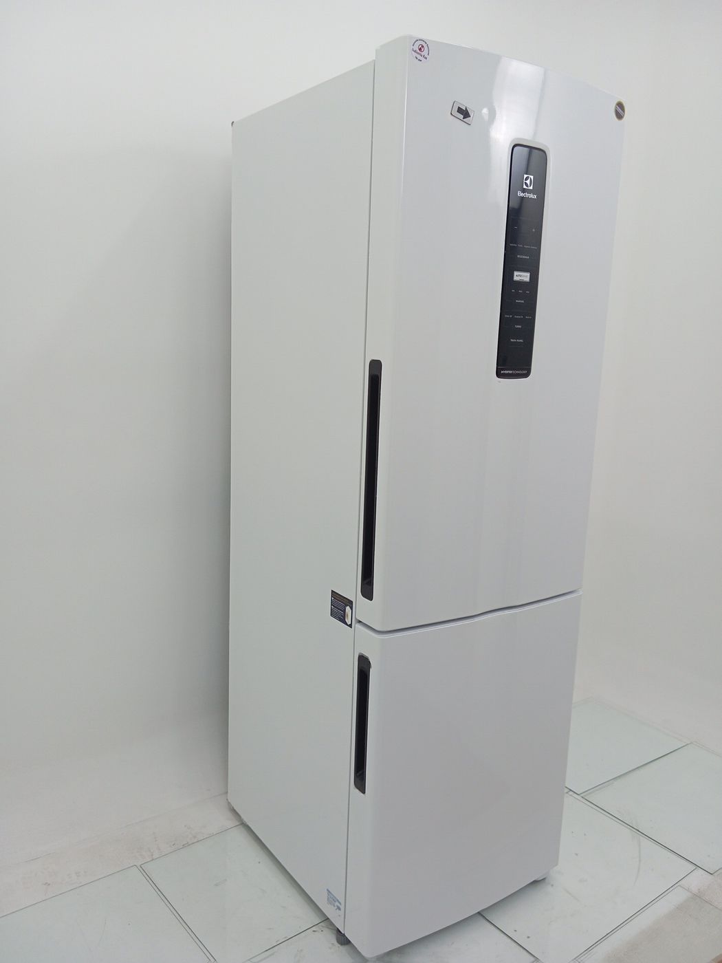 REFRIGERADOR ELECTROLUX IB45 FROST FREE (AUTO