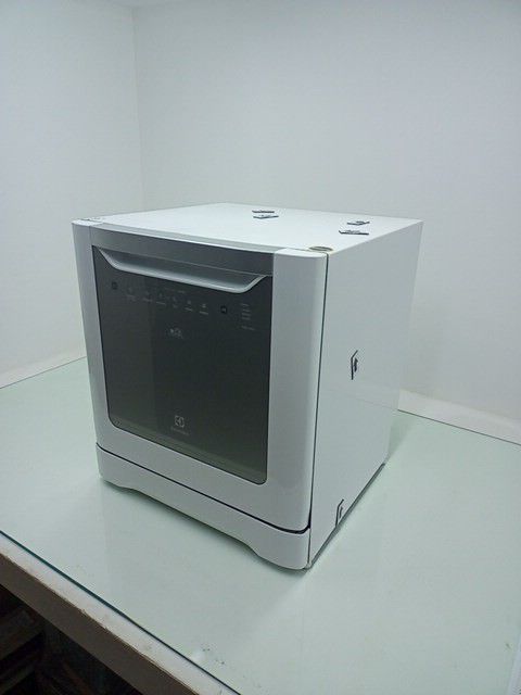 LAVA LOUCAS ELECTROLUX LV08B 8 SERVICOS  - BR